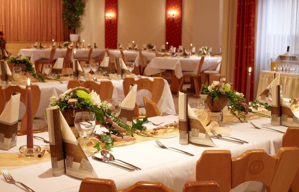 Hotel Gasthof Zur Post Königstein in der Oberpfalz 외부 사진